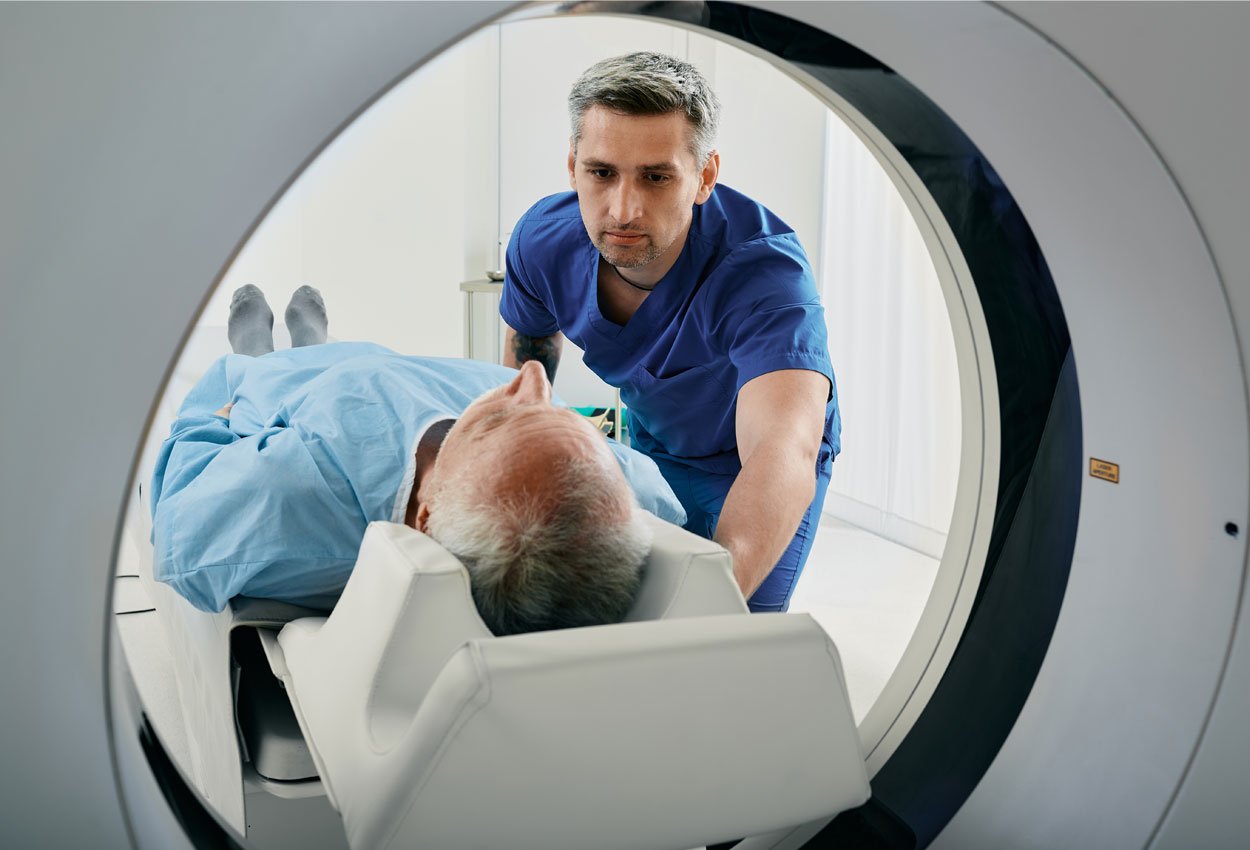 CT-Scan_Tech-Patient_CvrImg